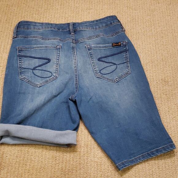 SEVEN7 Womens Weekend Bermuda shorts. Size 8 - Picture 5 of 6